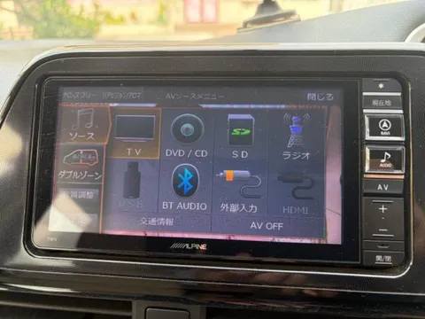 Toyota Sienta