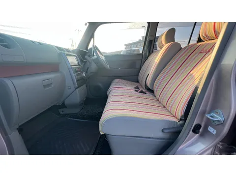 Toyota Pixis Space