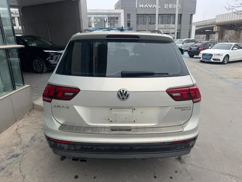 Volkswagen Tiguan L
