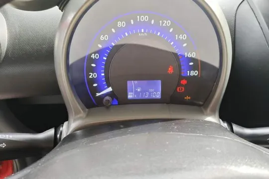 BYD F0
