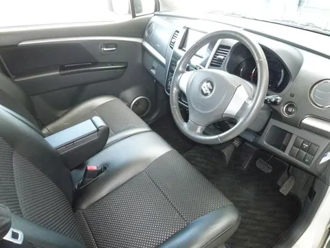 Suzuki Wagon R Stingray