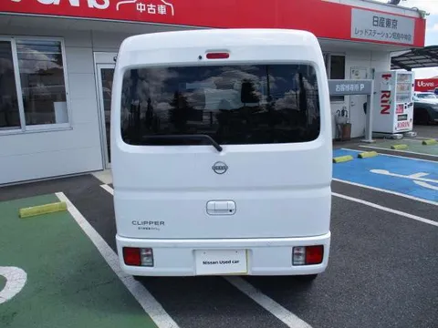 Nissan Clipper