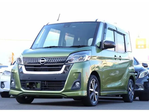 Nissan Dayz Roox
