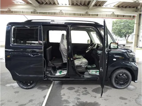 Suzuki Spacia Base