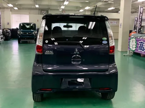 Mitsubishi eK Custom