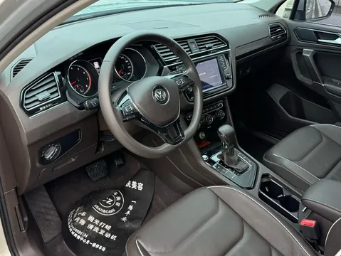 Volkswagen Tiguan L