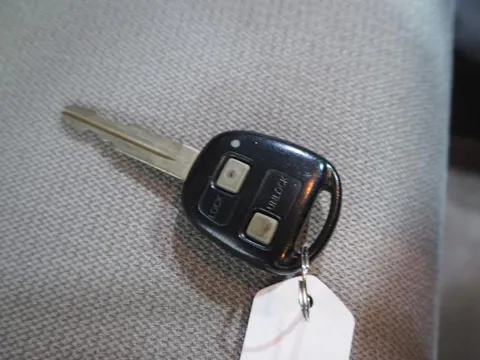 Toyota Pixis Space