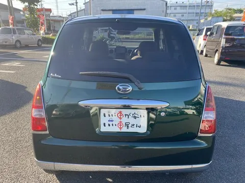 Daihatsu Mira Gino