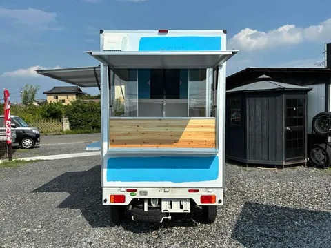 Mazda Scrum Truck