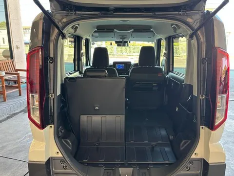 Suzuki Spacia Gear