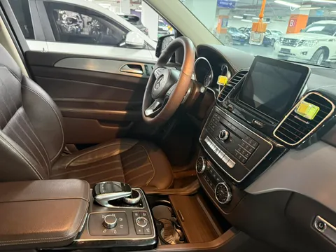 Mercedes-Benz Mercedes-Benz GLS