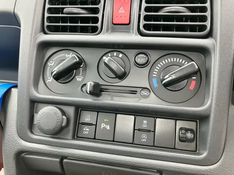 Nissan Clipper Truck
