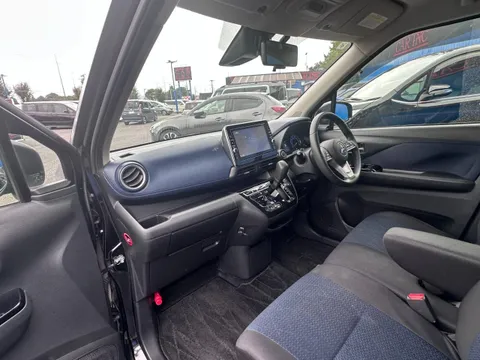 Mitsubishi eK X