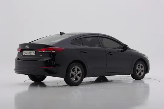 Hyundai Elantra (Avante)