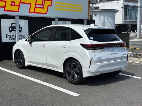 Nissan Note Aura