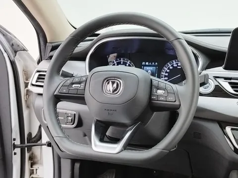 Changan Raeton CC