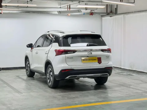 Gac GS4