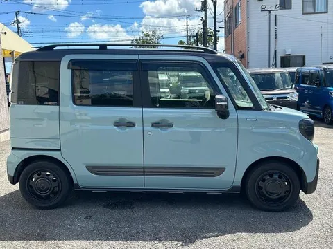 Suzuki Spacia Gear