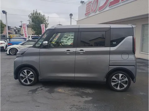 Mitsubishi eK X Space