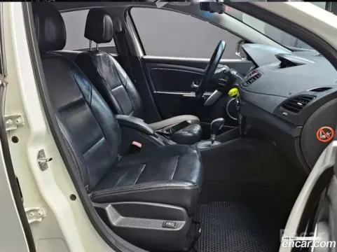 Renault SM3