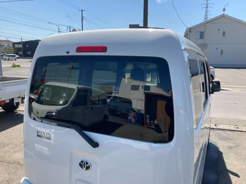 Toyota Pixis Van