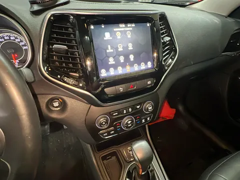 Jeep Cherokee
