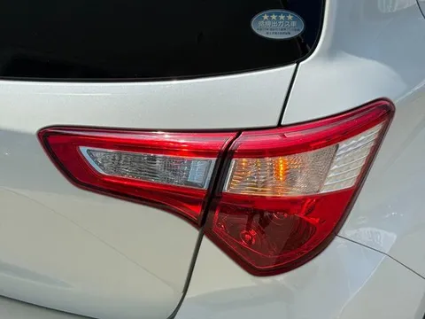 Toyota Yaris (Vitz)