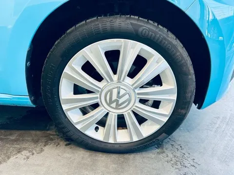 Volkswagen Up