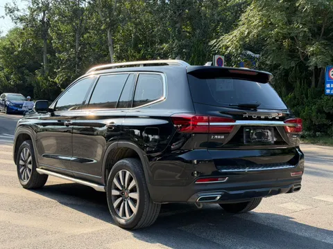 Roewe RX8