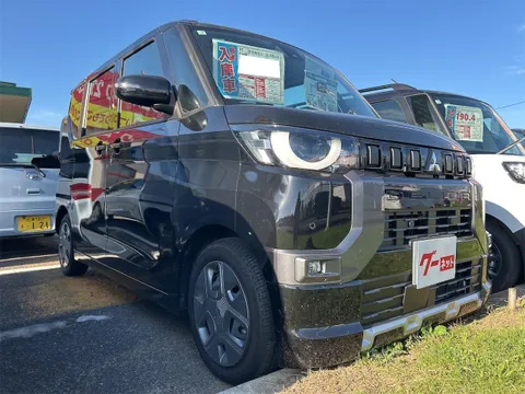 Mitsubishi Delica Mini