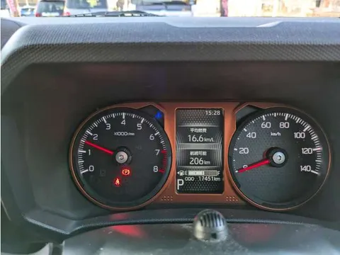Daihatsu Taft