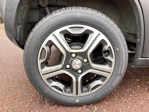 Mazda Flair Crossover
