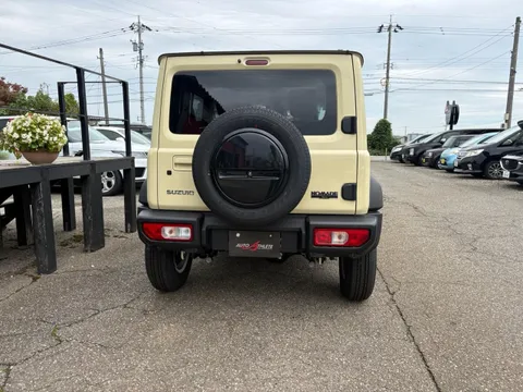 Suzuki Jimny Nomade