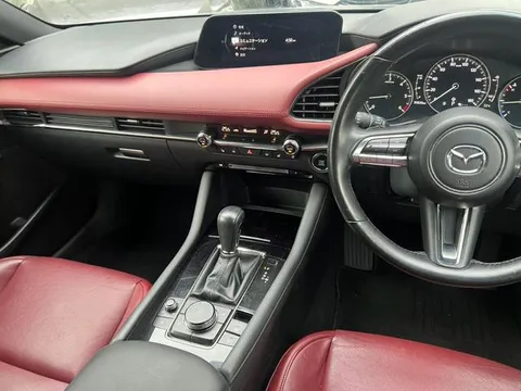 Mazda MAZDA3 Fastback