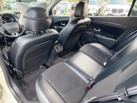 Renault SM3