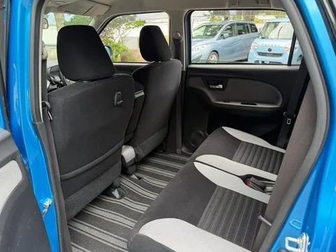 Toyota Pixis Joy