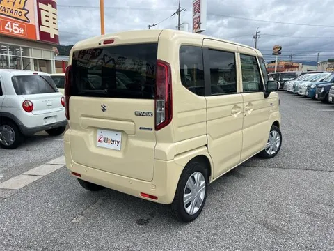 Suzuki Spacia