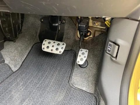 Subaru R1