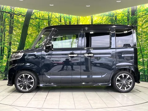 Suzuki Spacia Custom
