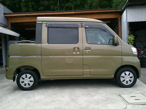 Daihatsu Hijet Cargo