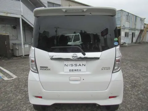 Nissan Dayz Roox