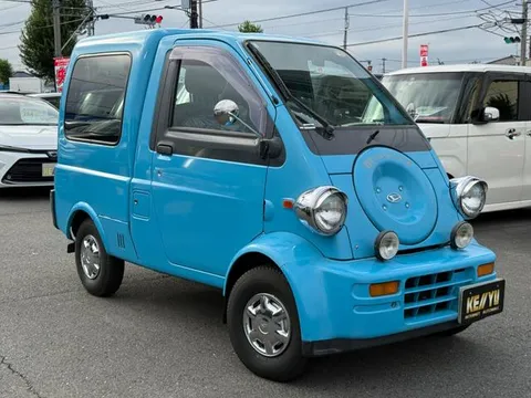 Daihatsu Midgetii