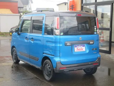 Suzuki Spacia Gear