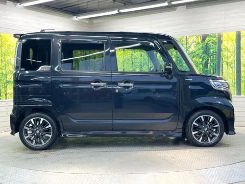 Suzuki Spacia Custom