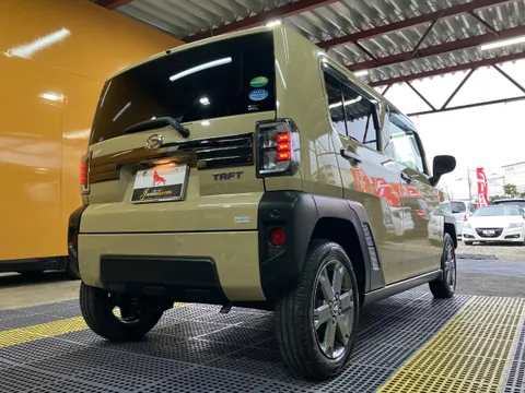 Daihatsu Taft