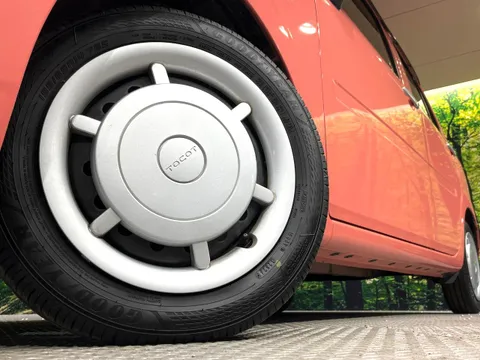 Daihatsu Mira Tocot