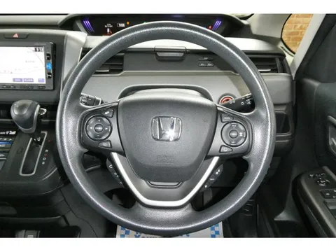 Honda Freed Plus