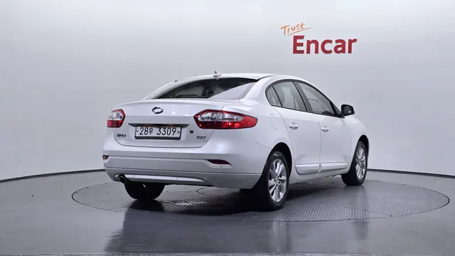 Renault SM3