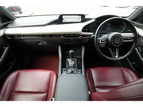Mazda MAZDA3 Fastback