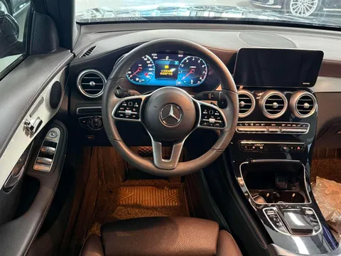 Mercedes-Benz Mercedes-Benz GLC